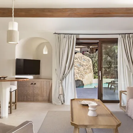فندق Relais Carola 4*