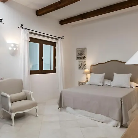 Relais Carola 4* פורטו צ'רבו