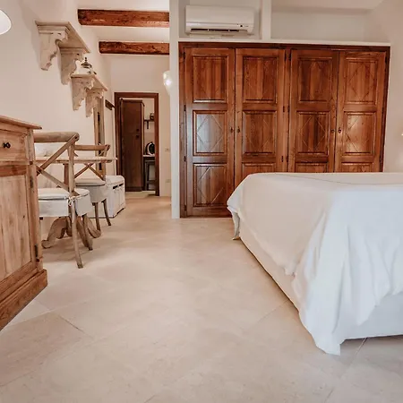 Relais Carola מלון