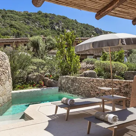 Relais Carola 4* פורטו צ'רבו