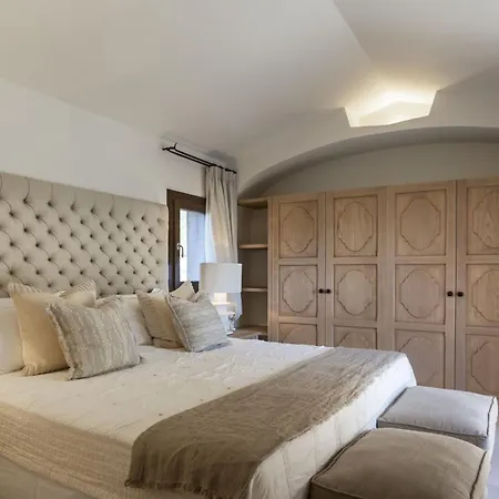 Relais Carola פורטו צ'רבו