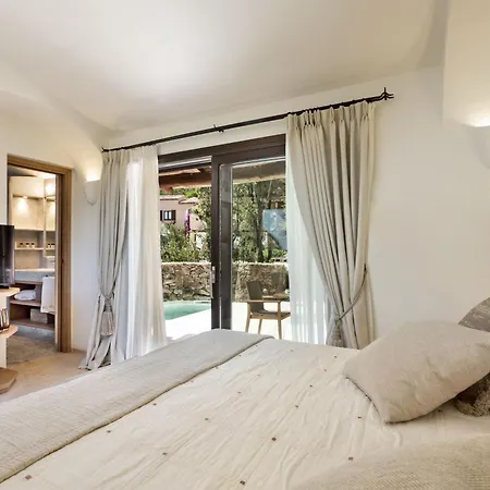 Relais Carola מלון