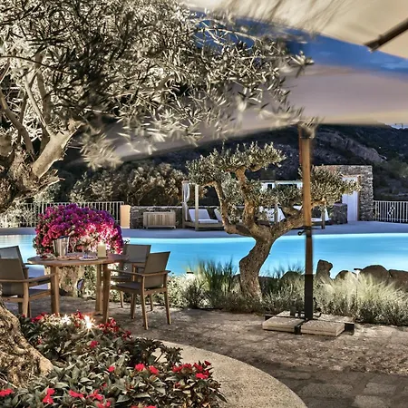 Relais Carola Πόρτο Τσέρβο