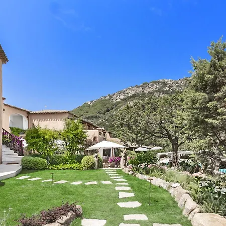 Relais Carola Ξενοδοχείο 4*