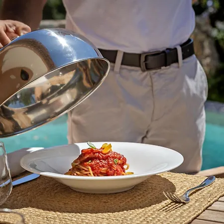 Relais Carola Πόρτο Τσέρβο